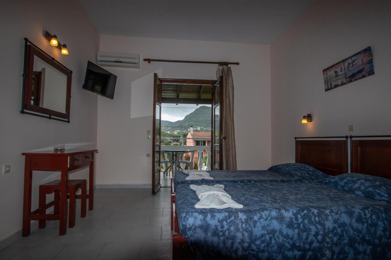 Zoi Apartmens Antonis Botsis Mesongi Exterior photo